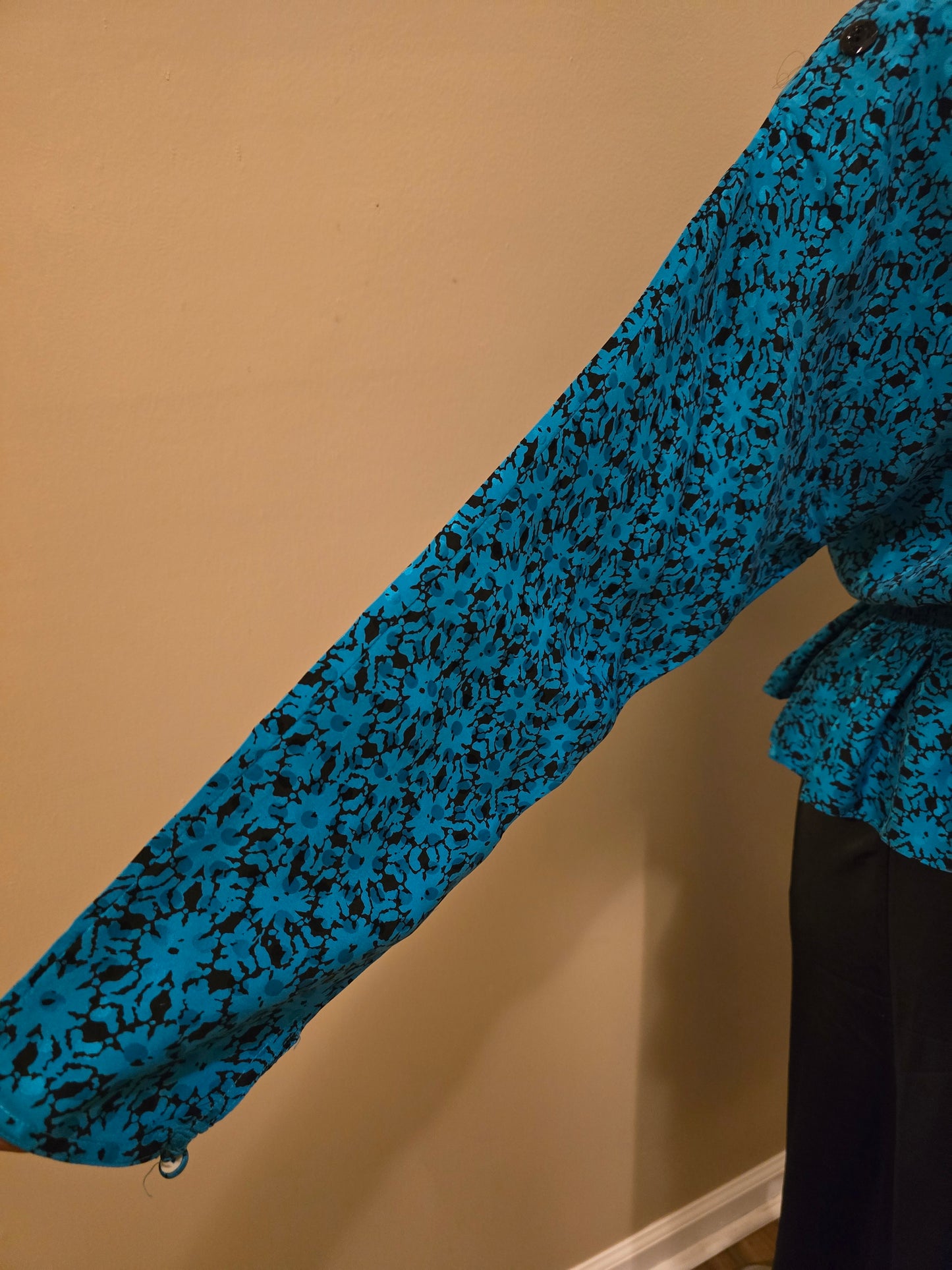 Vintage Maggy London Peplum Silk Blouse Sz 10