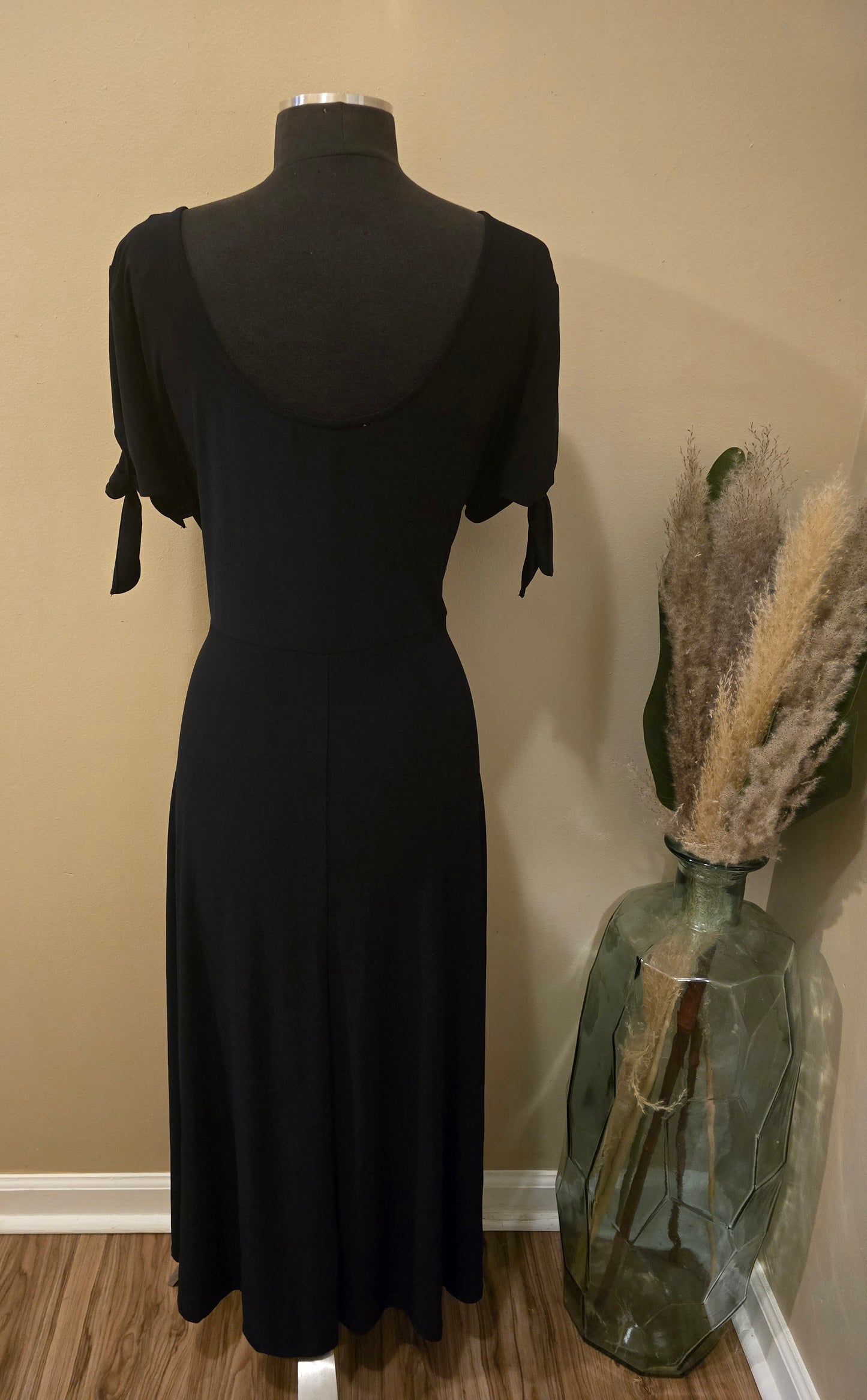 Emma & Michele Dress Sz XL (best fit XXL)