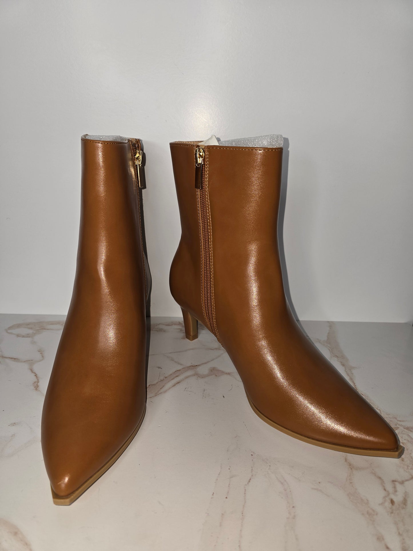 Coutgo Pointy Toe Cognac Ankle Boot Sz 6.5