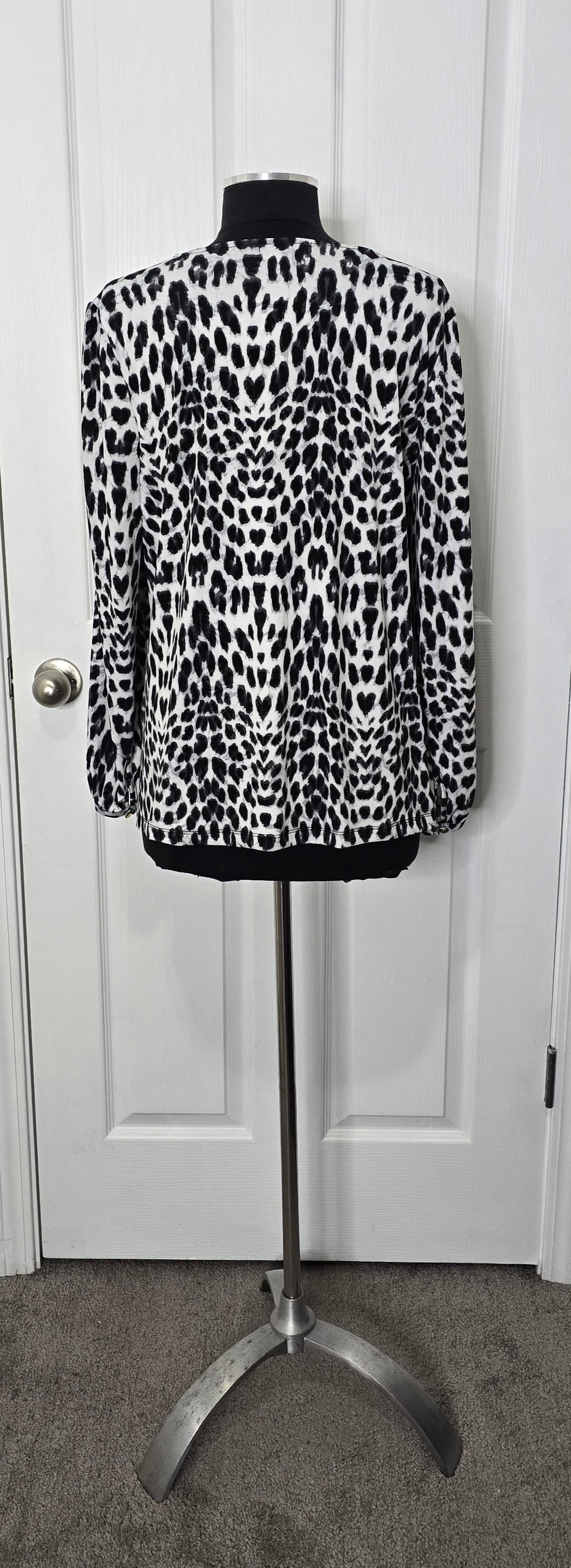 Liz Claiborne Career Animal Print Top Sz L