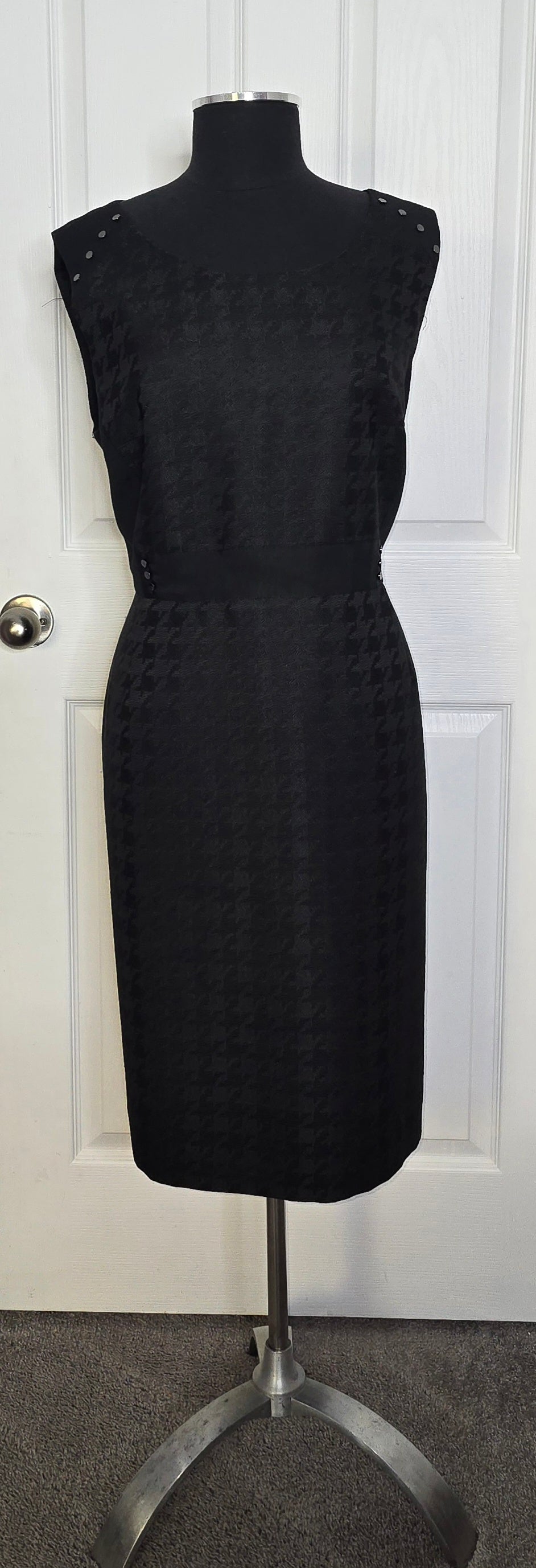 Tahari Black Houdstooth Dress Sz 16