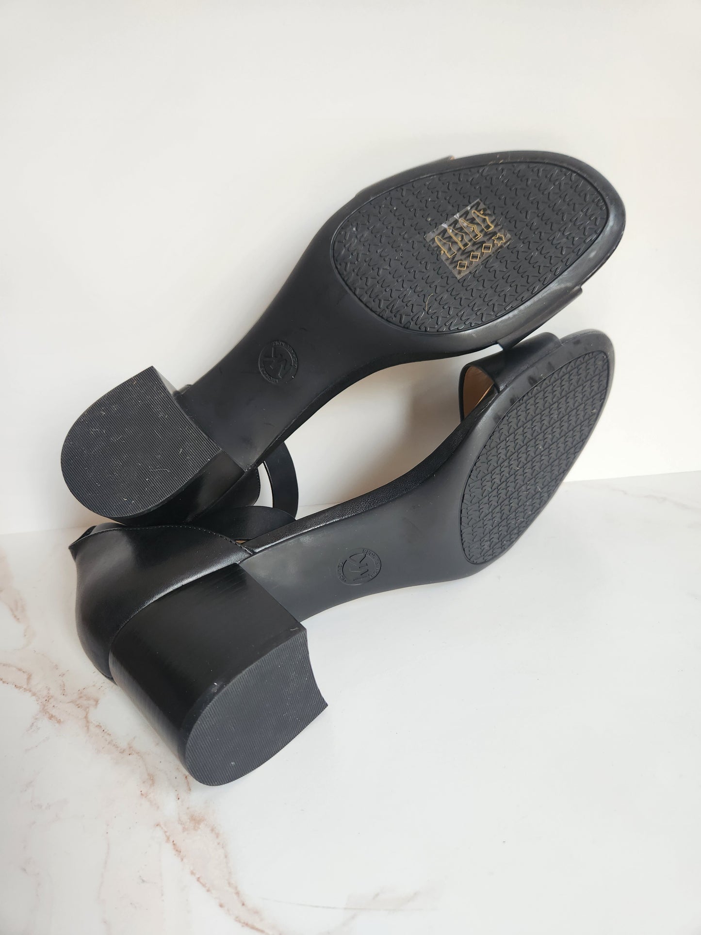 Michael by Michael Kors Lena Flex Black Leather Sandal Sz 11 M