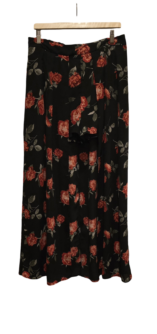 Rue 21 Shorts With Fabric Overlay Sz XL