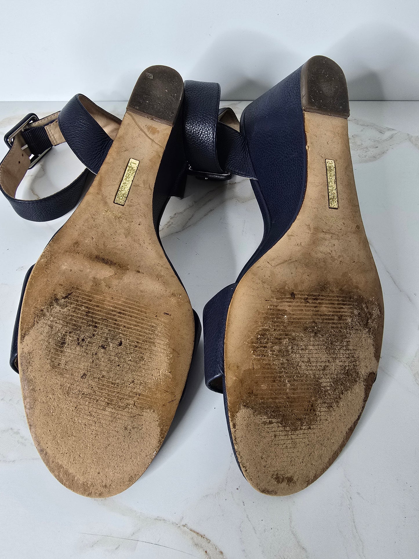 Louise et Cie Navy Leather Wedge Sandal Sz 11