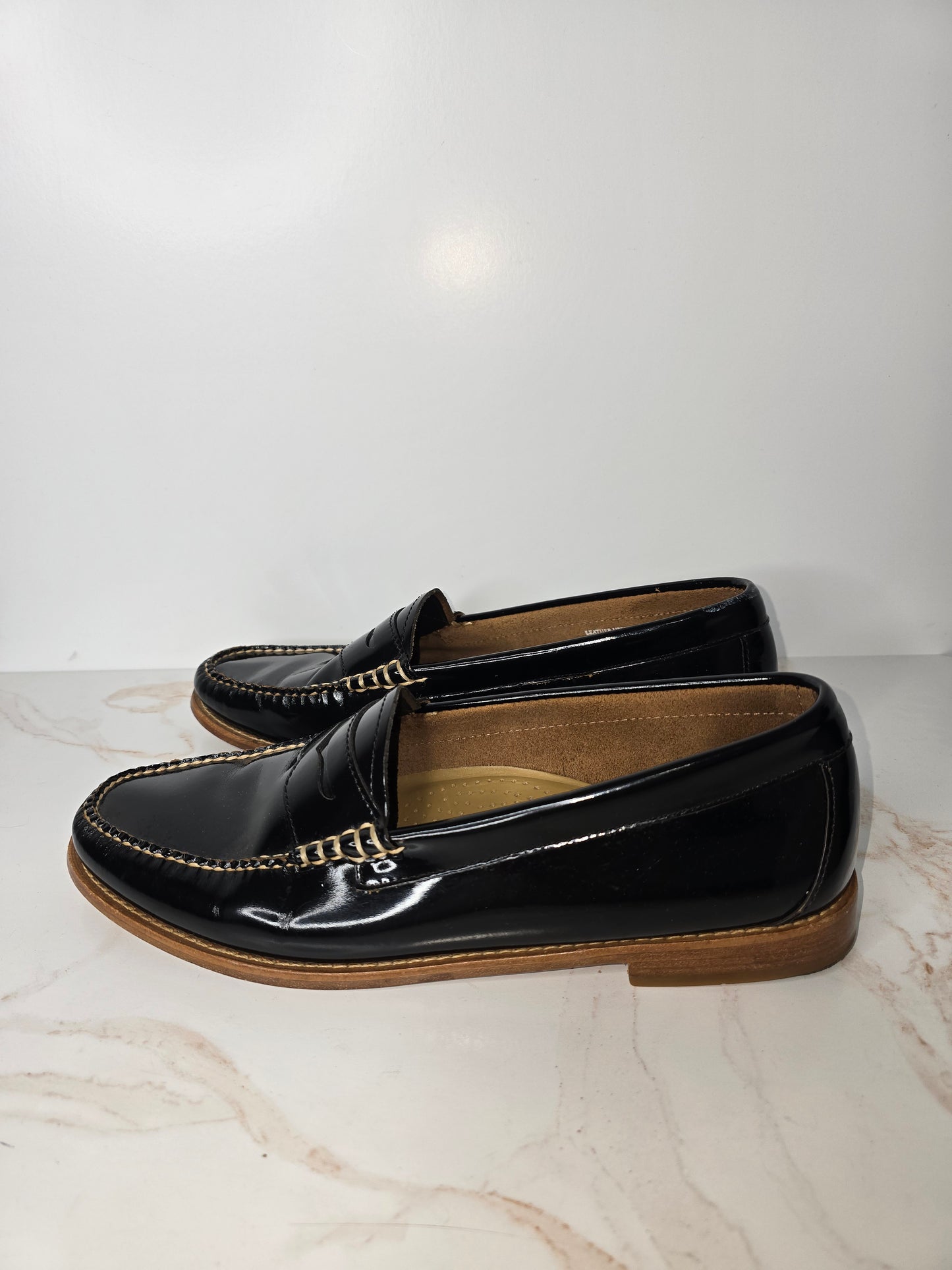G. H. Bass & Co. Weejuns Black Patent Leather Penny Loafers Sz 11 M Womens