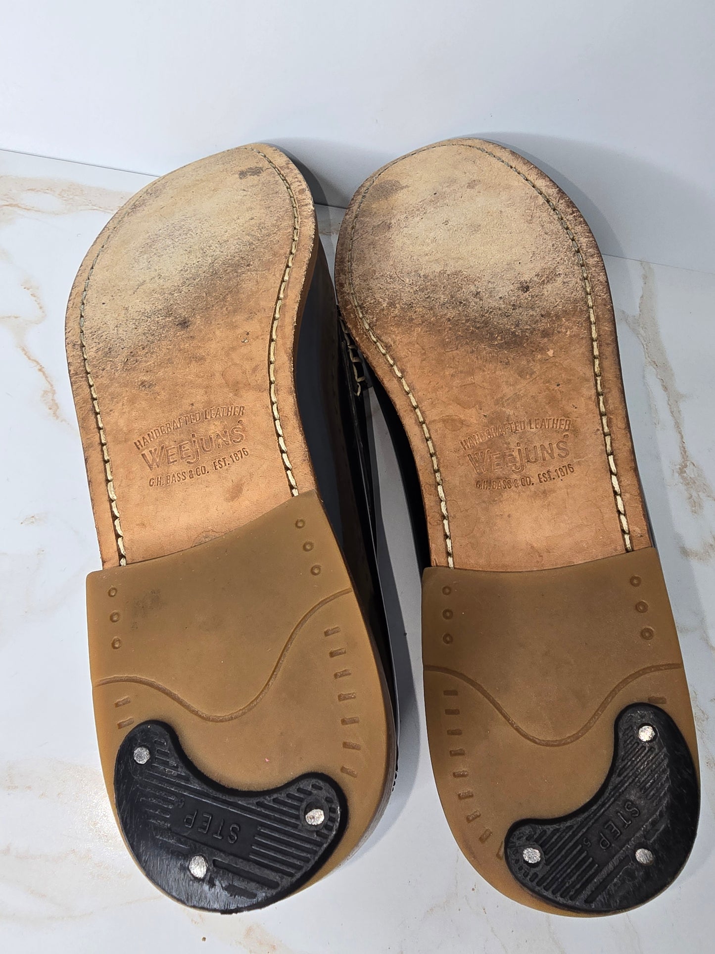 G. H. Bass & Co. Weejuns Black Patent Leather Penny Loafers Sz 11 M Womens