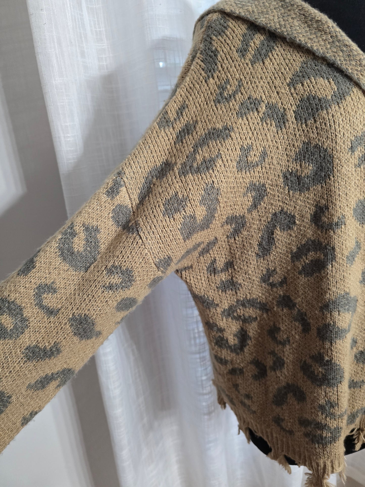 Willow Root Animal Print Hooded Cardigan Sz L