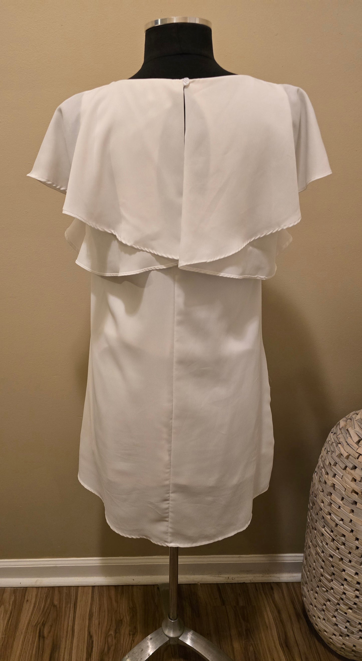 White Baby Doll Dress Sz M