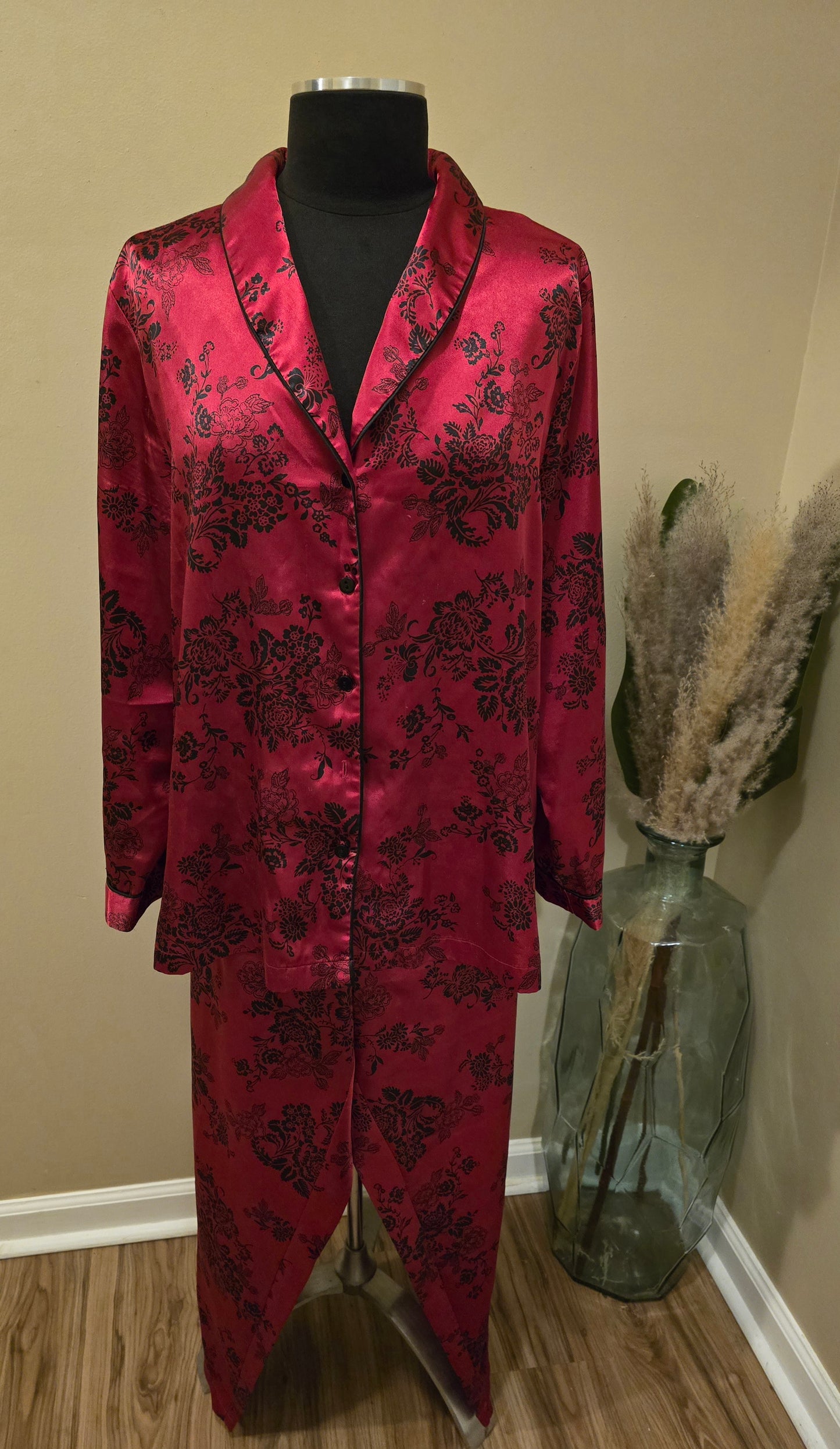 Morgan Taylor Pyjama Set Sz XL