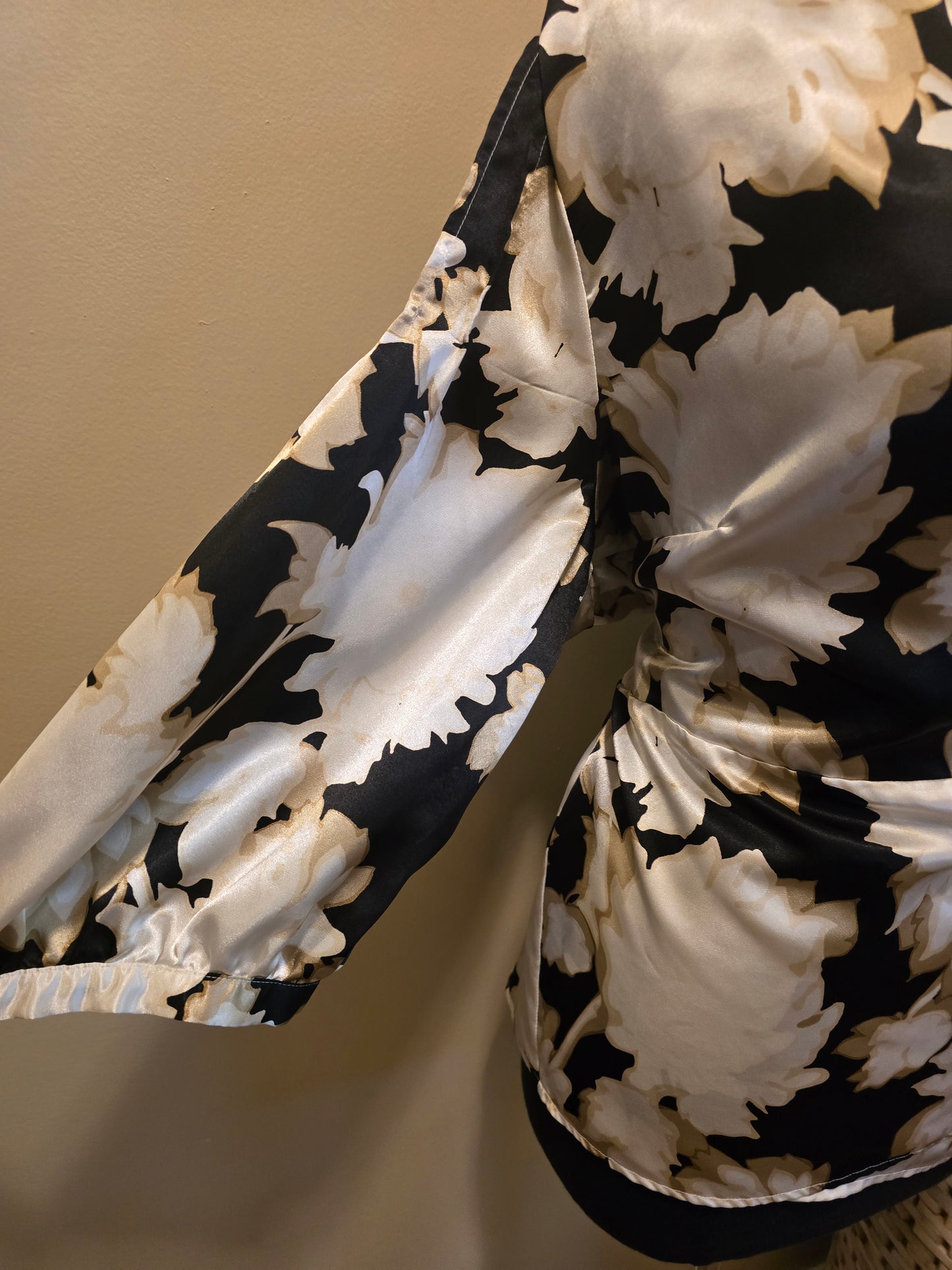 Floral Balloon Sleeve Blouse Sz 22/24