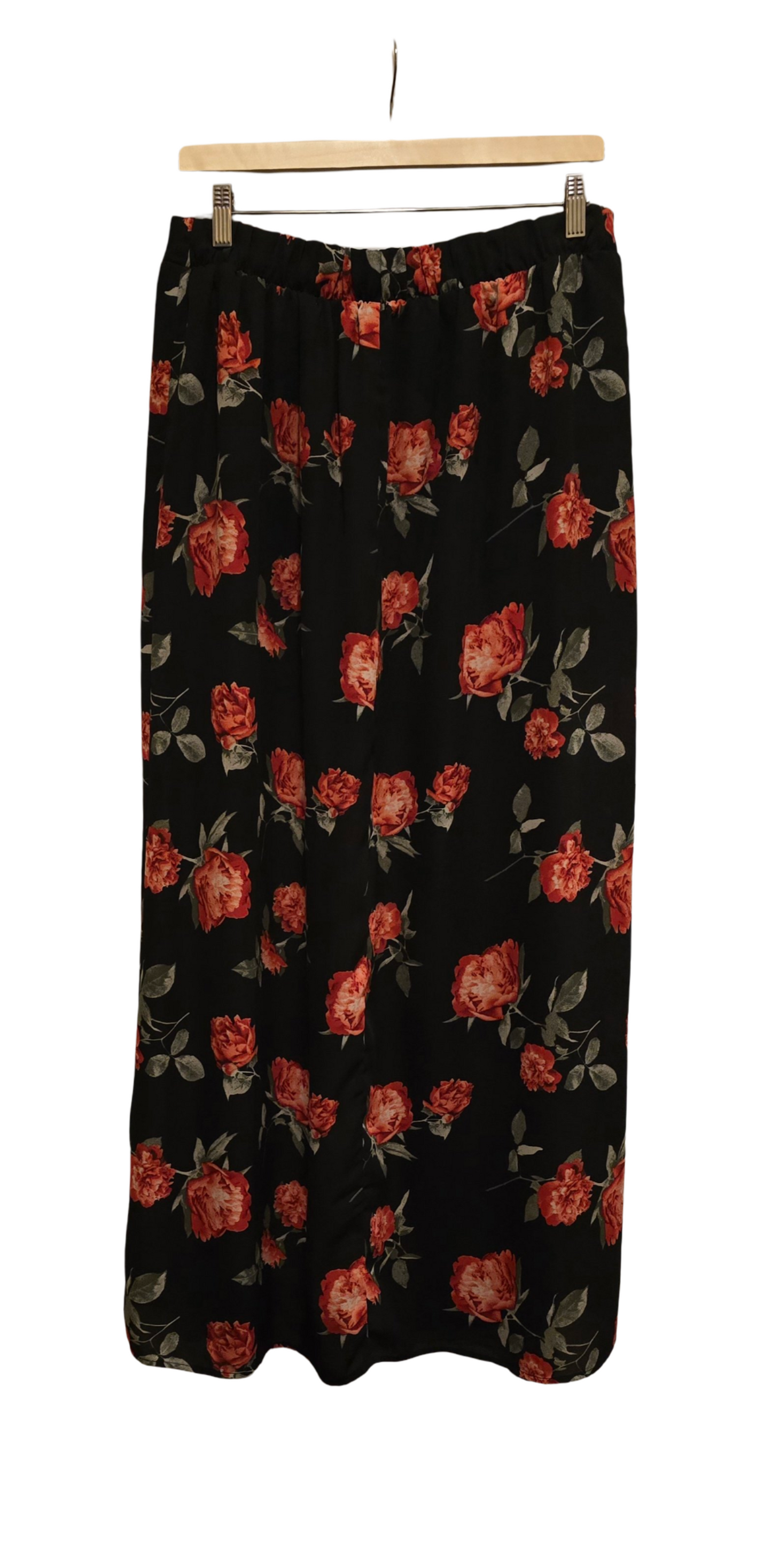 Rue 21 Shorts With Fabric Overlay Sz XL