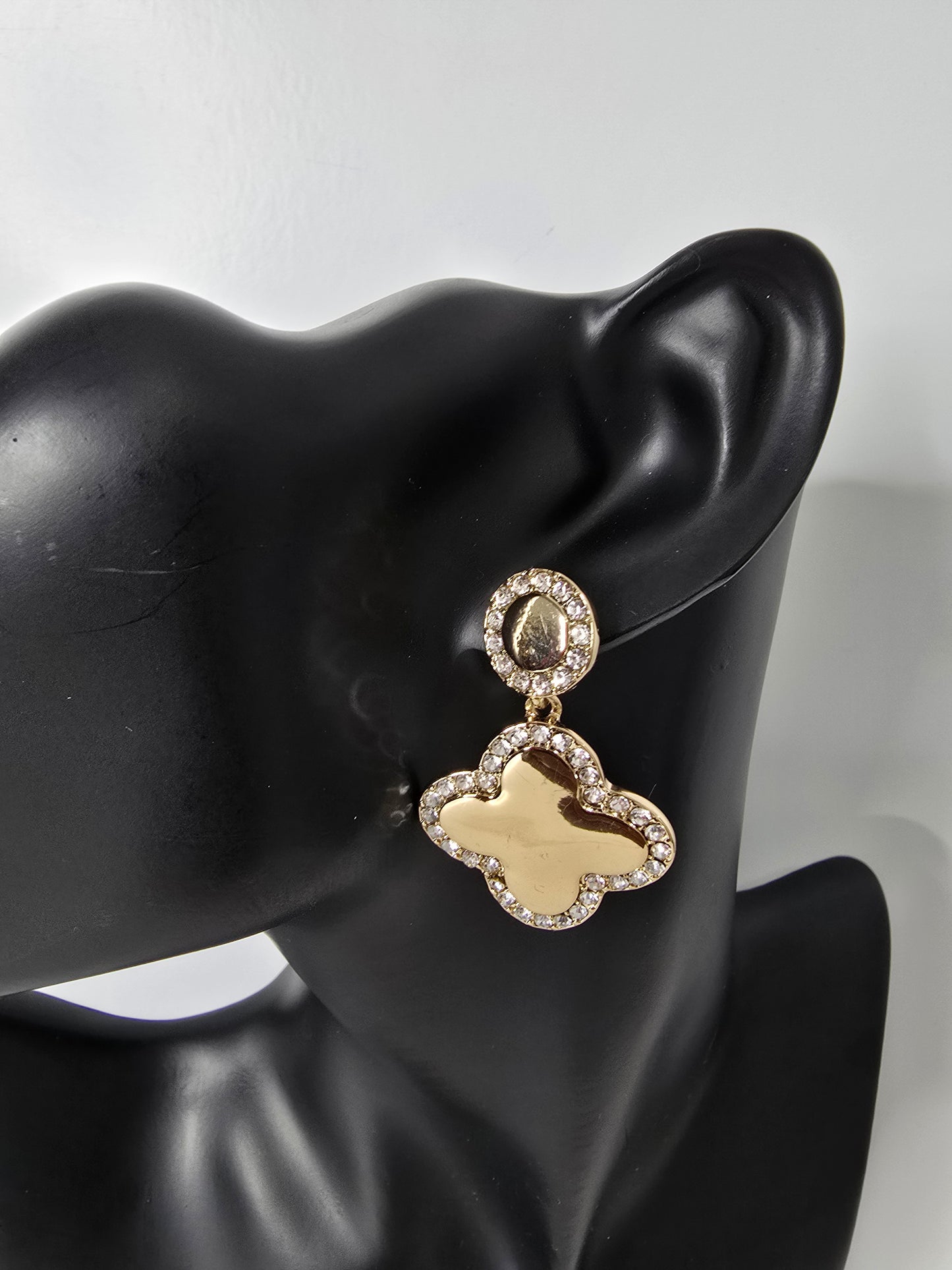 Four Leaf Clover Dangle Earring Gold