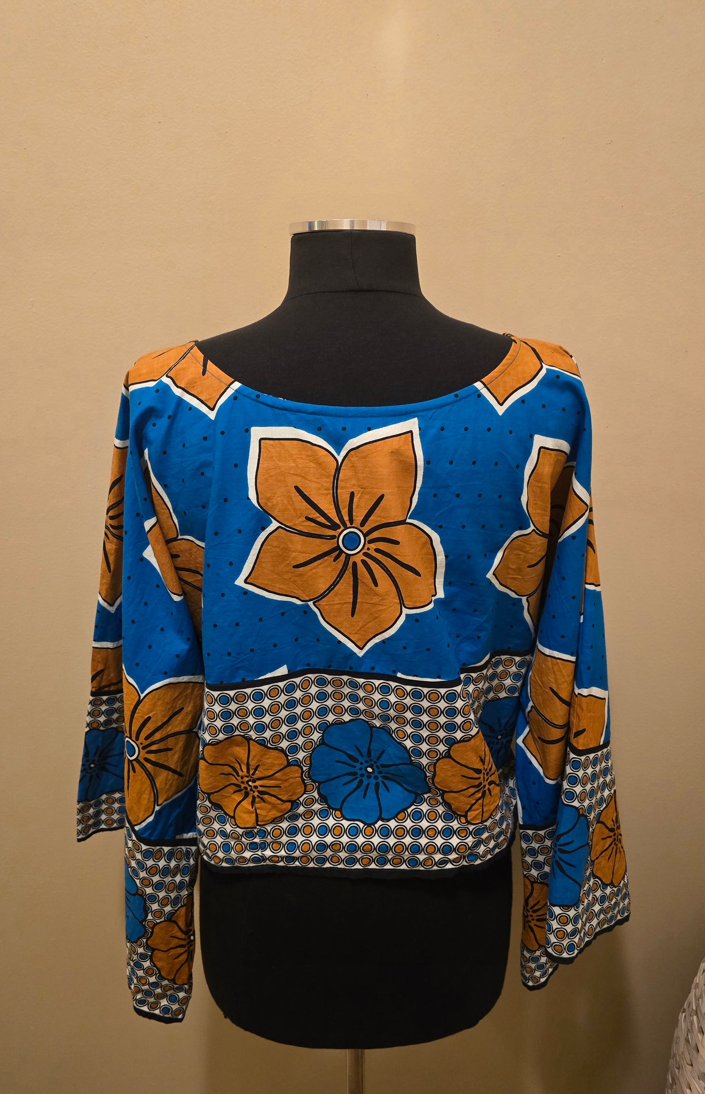 Flare Sleeve Floral Crop Top Sz L
