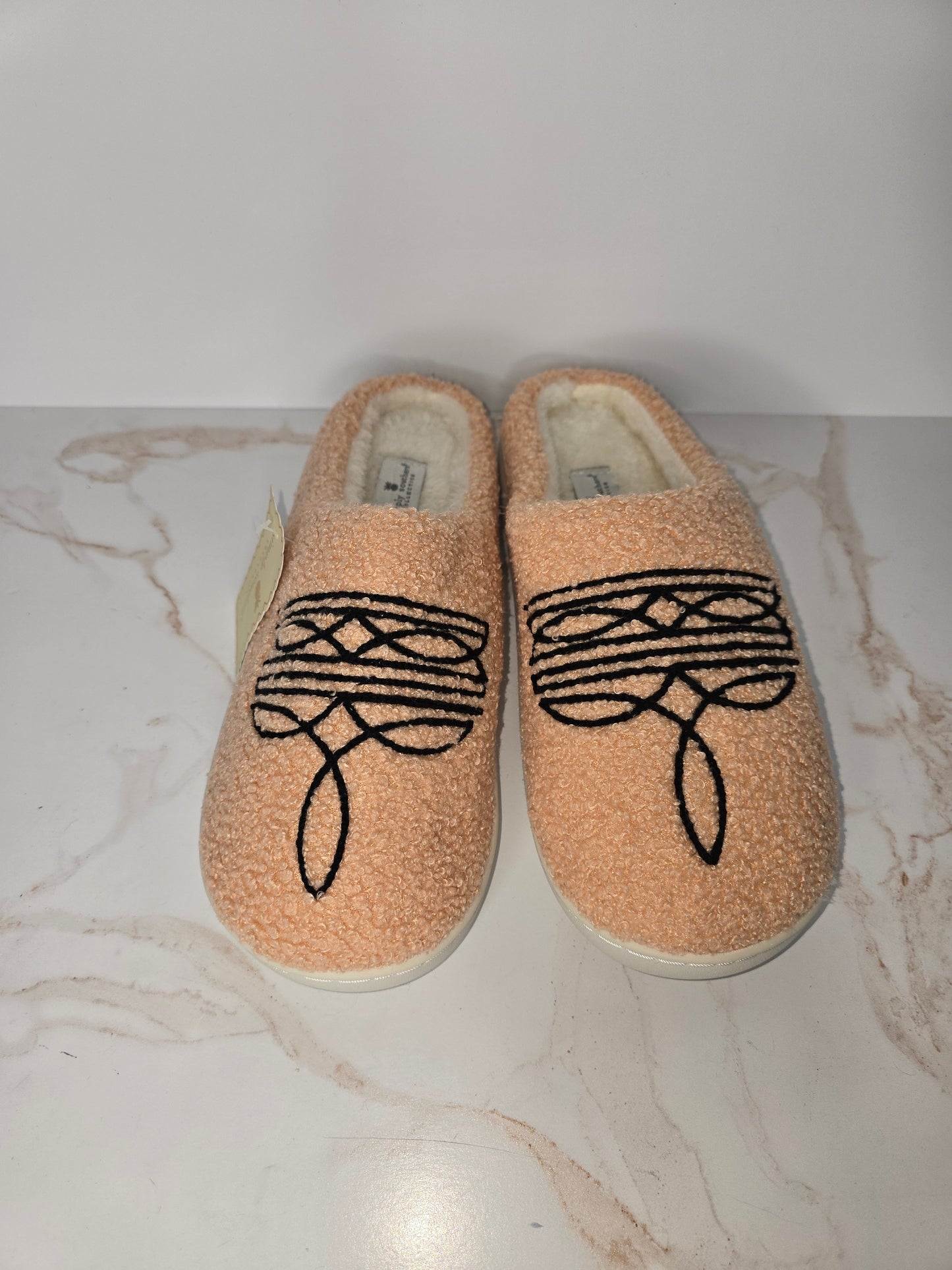 Simply Southern Comfy Peach Slippers Sz M/L