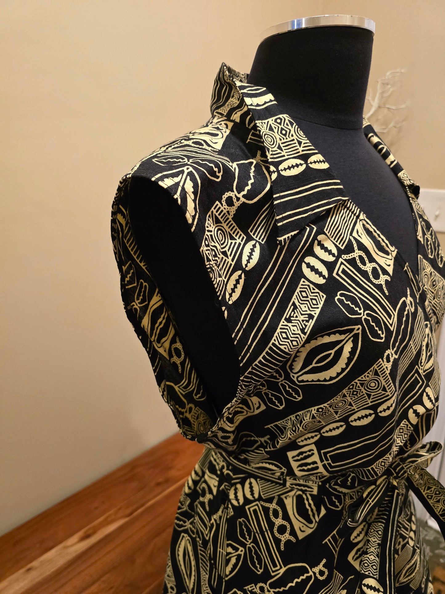 Cowrie Shell Wrap Dress/Tunic Fits up to Sz XXL