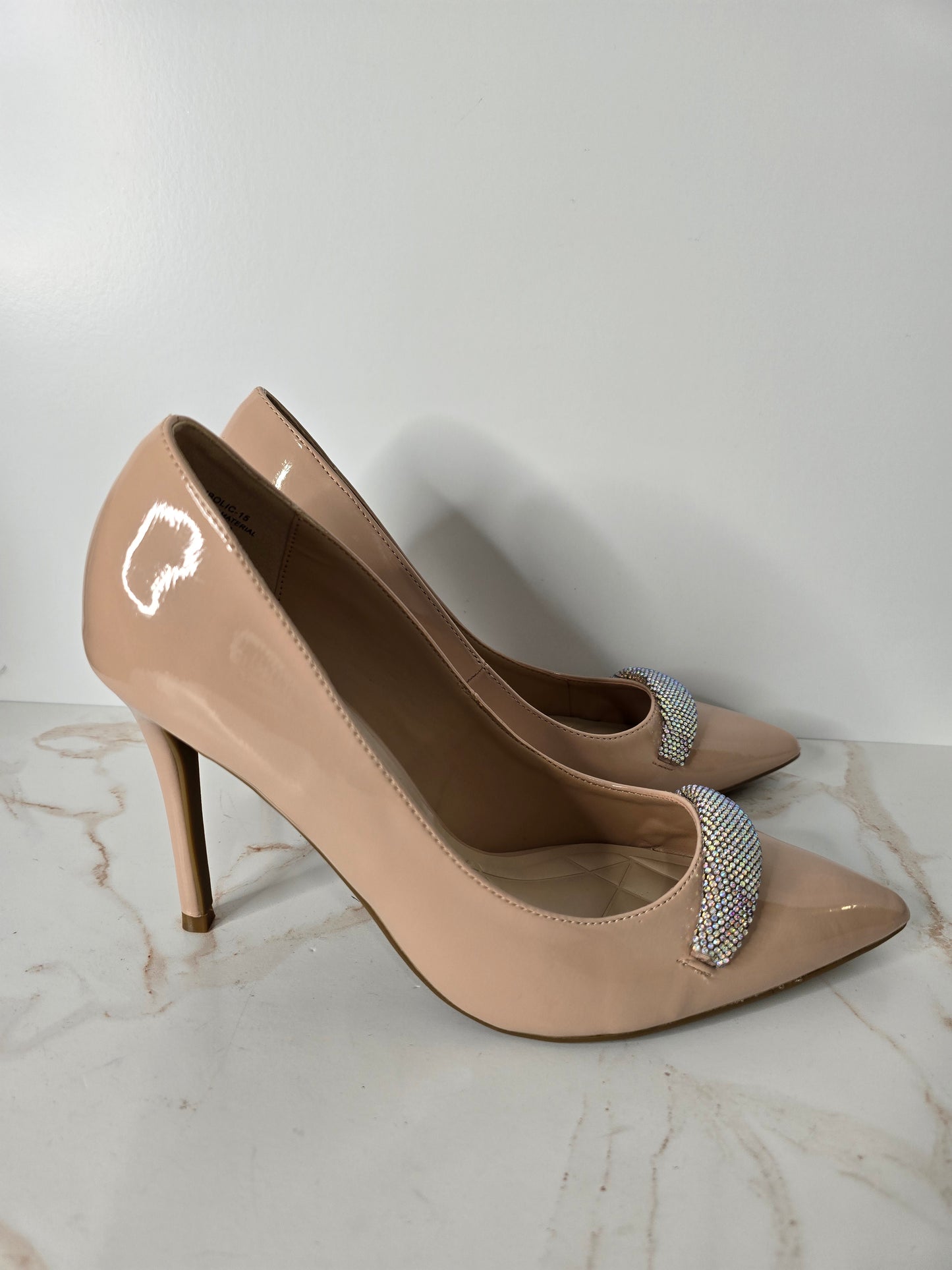 Rouge Helium Nude Rhinestone Pump Sz 10
