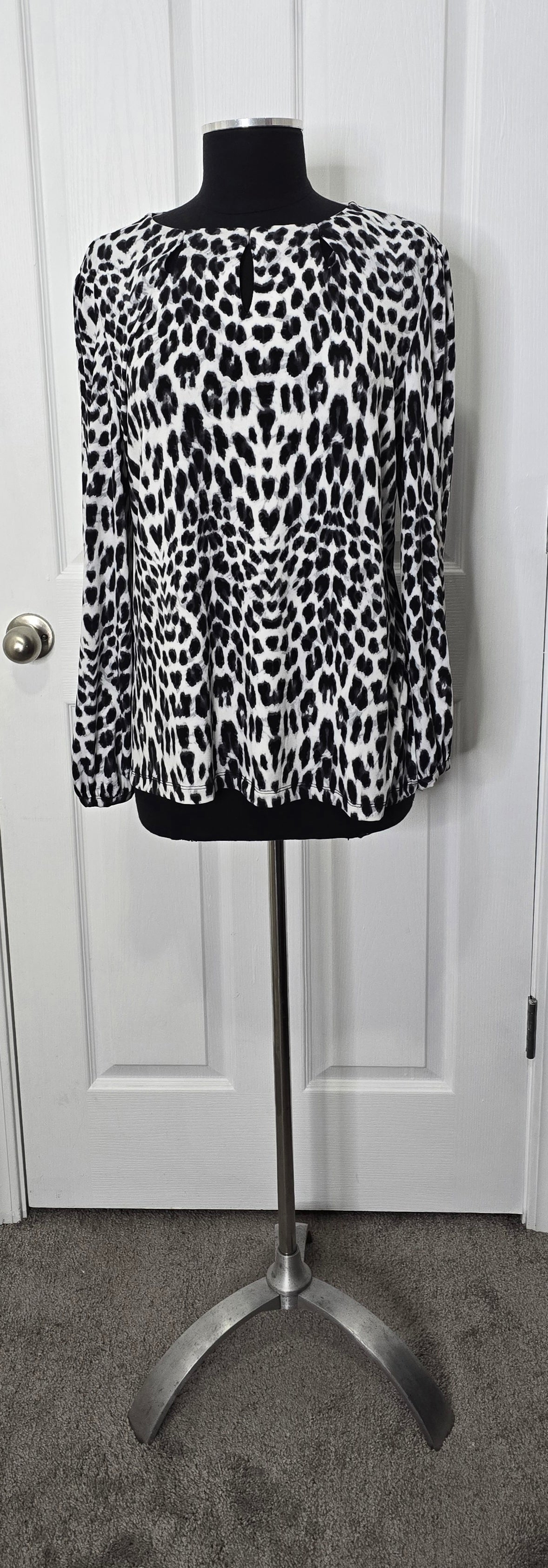 Liz Claiborne Career Animal Print Top Sz L
