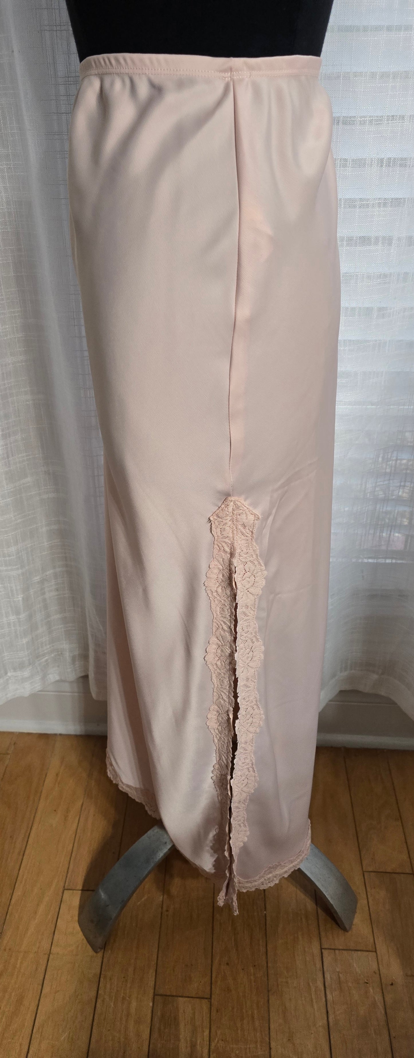 Wild Fable Skirt With Lace Split Sz M (best fit L)