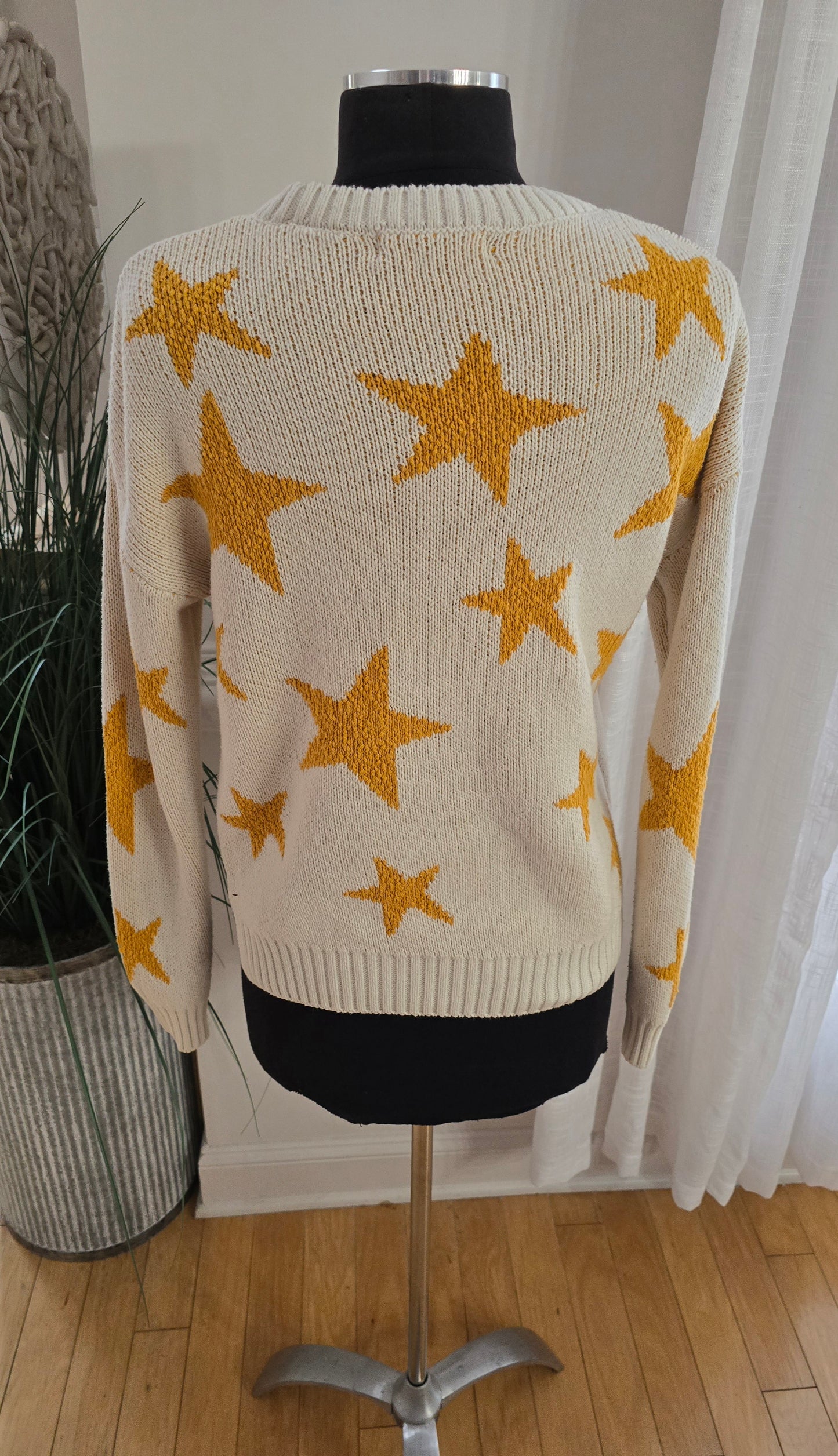 Marled Star Sweater Sz M